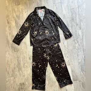 Show Me Your MuMu Black Celestial Pajama Set